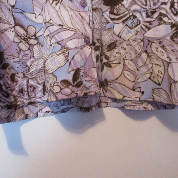 ๐ธ Vintage Floral Crinkle Blouse - Alia Petites ๐ฟ - Picture 5 of 8